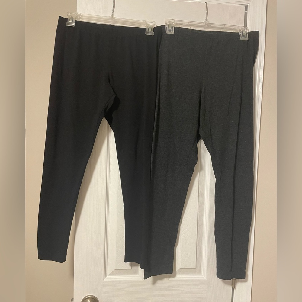 NWOT lot of 2 Old Navy leggings, women size L